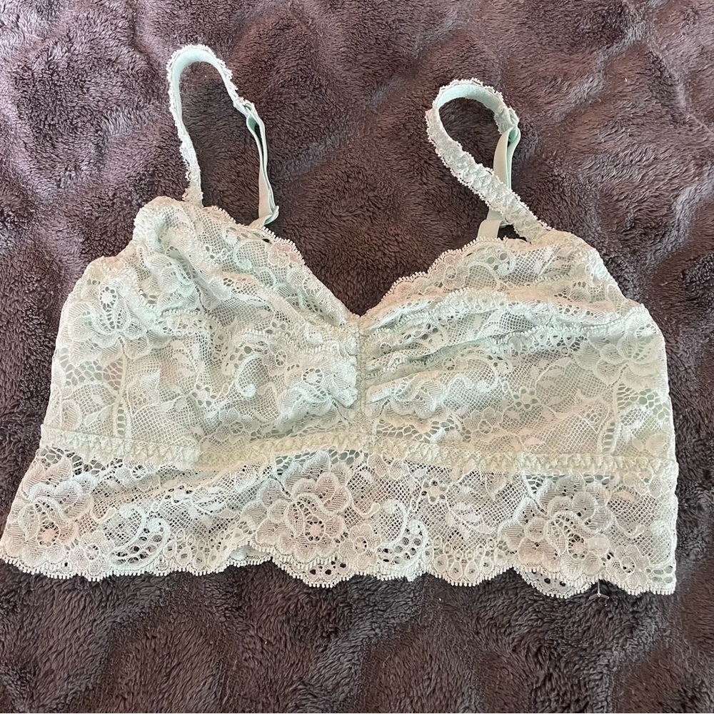 Pink Victoria’s Secret lace sparkly bralette